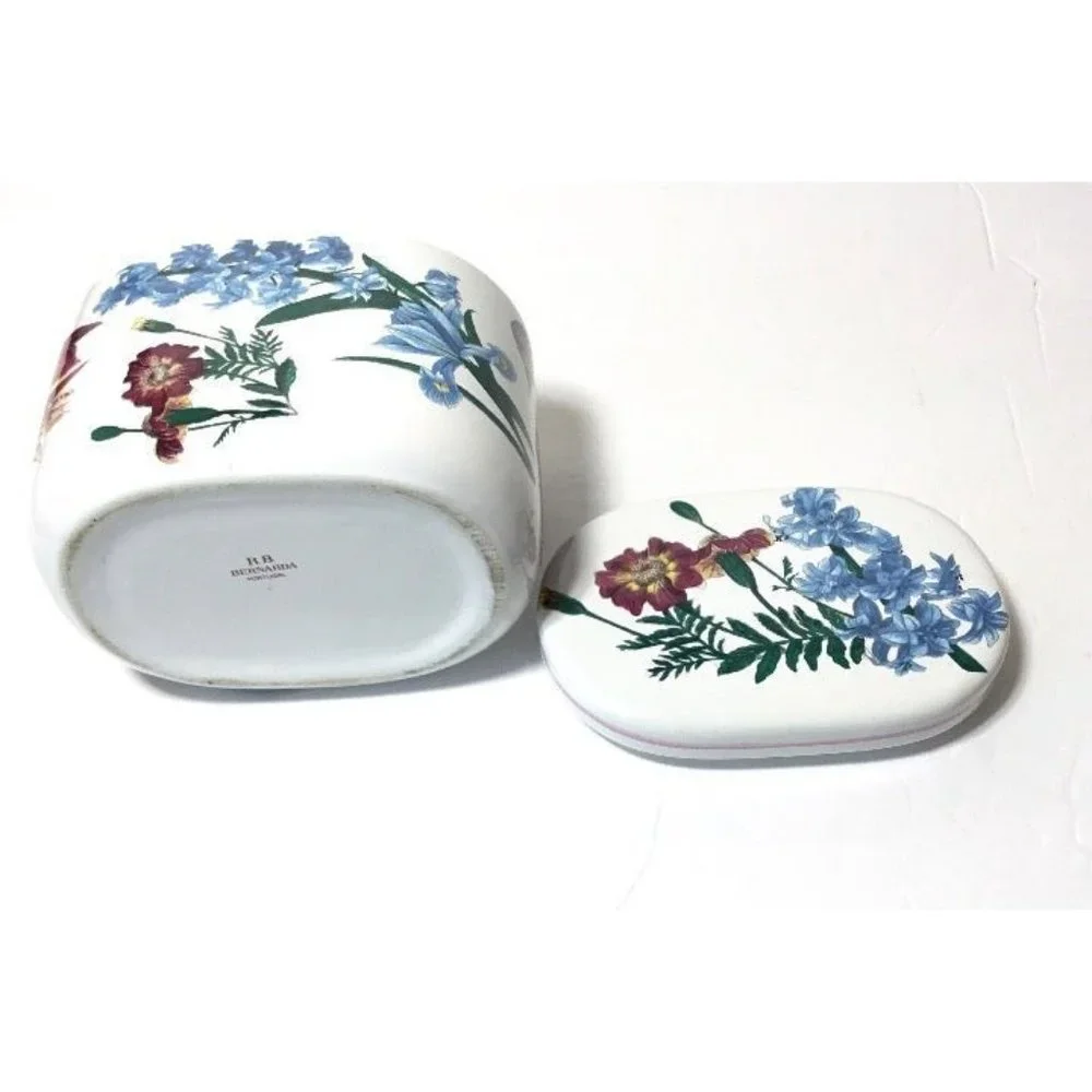 Williams Sonoma RB Bernarda Container